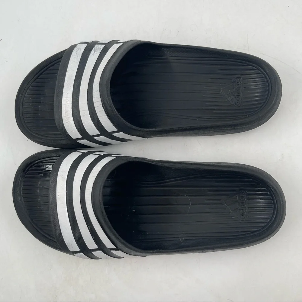 Adidas Kids Adilette -Size 6Y- Black White Comfort Shower Vacation Slide Sandals